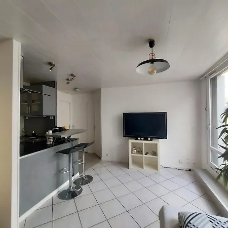 5 Bedrooms With A 50m Terrace *