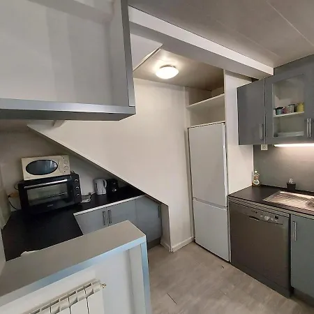 5 Bedrooms With A 50m Terrace Apartamento